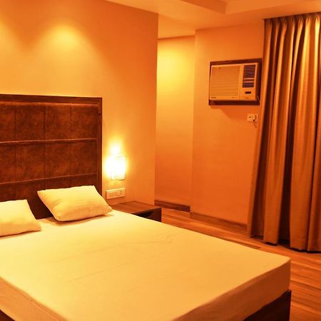 I-Towne' - A Unit Of Hotel Shivam International Deoghar Eksteriør billede